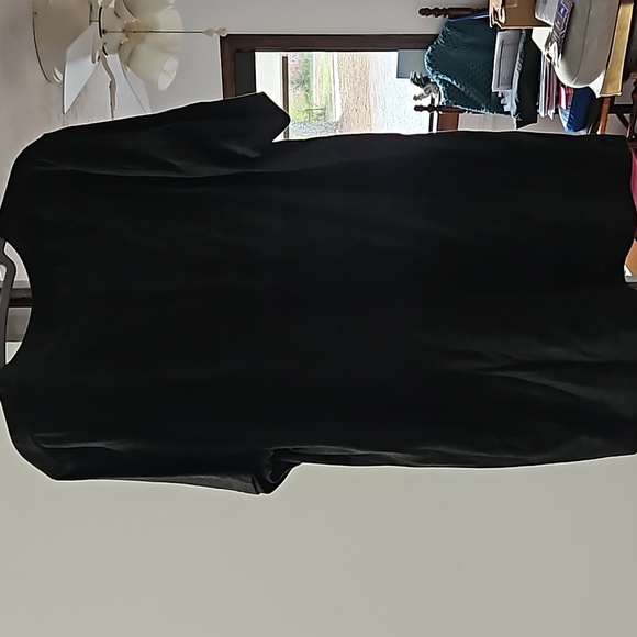 Disney T shirt Christmas at the castle charcoal grey size XL - Picture 2 of 3